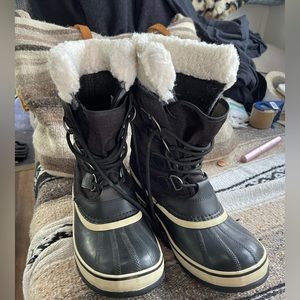 Sorel Snow Boots 8